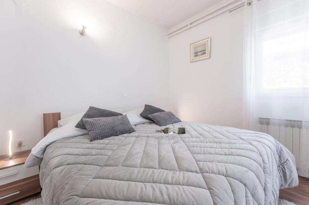 Apartman Lana Vidikovac 扎达尔 外观 照片